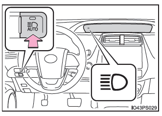 Toyota Prius. Funcionamiento de las luces y los limpiaparabrisas