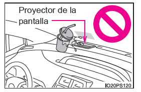 Toyota Prius. Pantalla virtual en el parabrisas