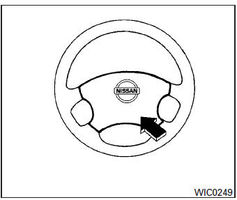 Nissan Tiida. Claxon