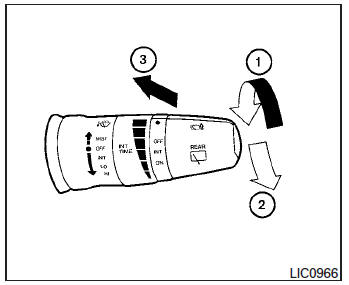 Nissan Tiida. Interruptor del limpia y lavaparabrisas del cristal trasero (solo si está equipado)